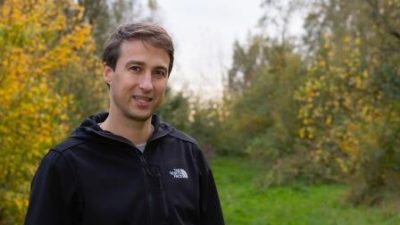 E-Luse Tim klein