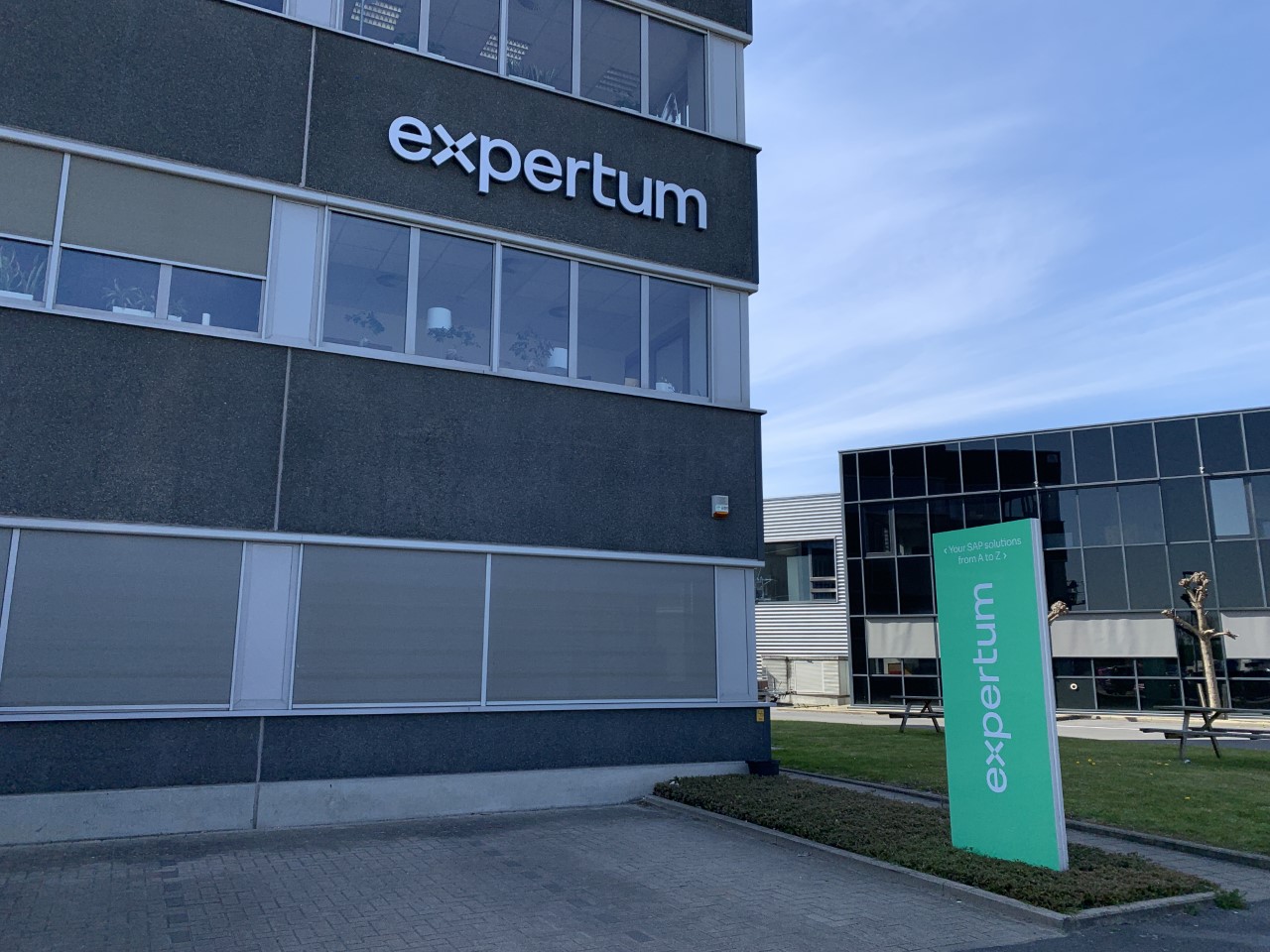 Expertum stapt de toekomst in met nieuwe corporate identity - Made in