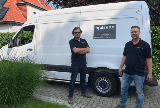 LiquisensCanva1_fefbfa4fe354cb57a7c591332b2ffb5d_800