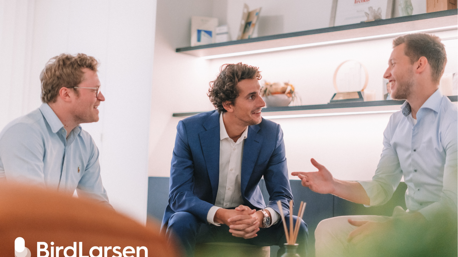 61768fe589f7611435d87928_AppDevelopment_BirdLarsen_1