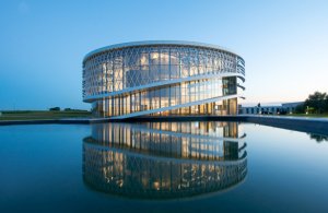 barco hoofdgebouw mooie foto