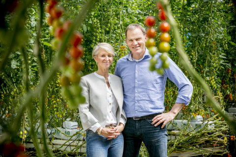 reportage bij stoffels tomaten-paul stoffels en petra veldman-foto joren de weerdt