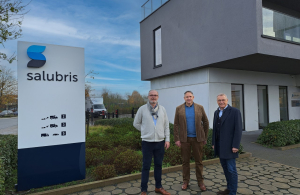 thumbnail_SALUBRIS Filip Peeters, operationeel manager Salubris; Laurent Sintobin, voorzitter Salubris; en Walter Beyen, Vectis
