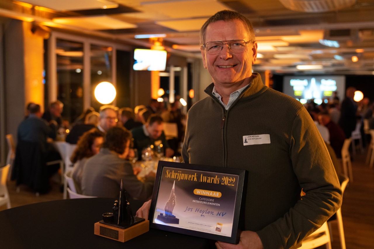 Jos Heylen valt in de prijzen tijdens schrijnwerkkampioenschap Made in