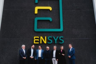 Bedrijfsportretten op locatie bij Ensys door iso800