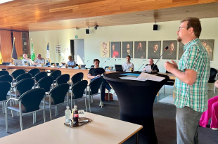Kristof Vercruyssen stelde de UNIZO-prioriteiten voor in de raadzaal