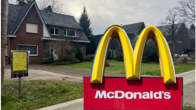 Buurt kant zich tegen plannen McDonalds's Bouwel.
