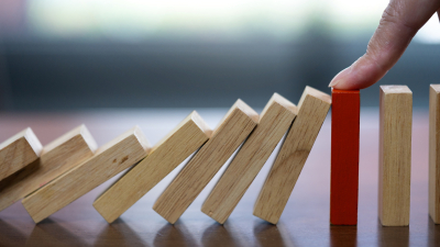 Domino blokjes faillissement