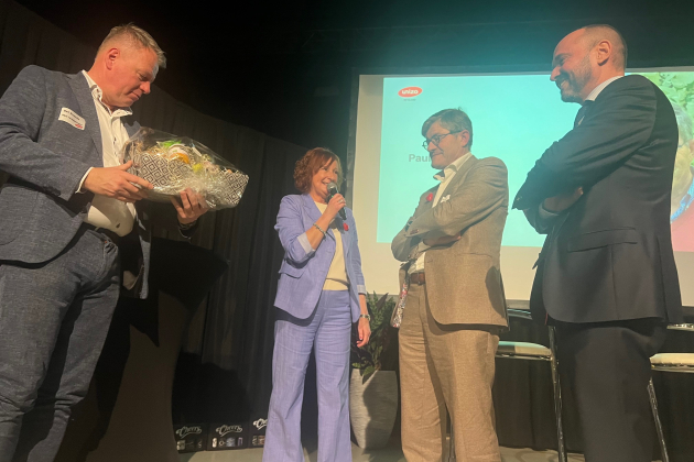 Huldebetoon voor Paul Peeters