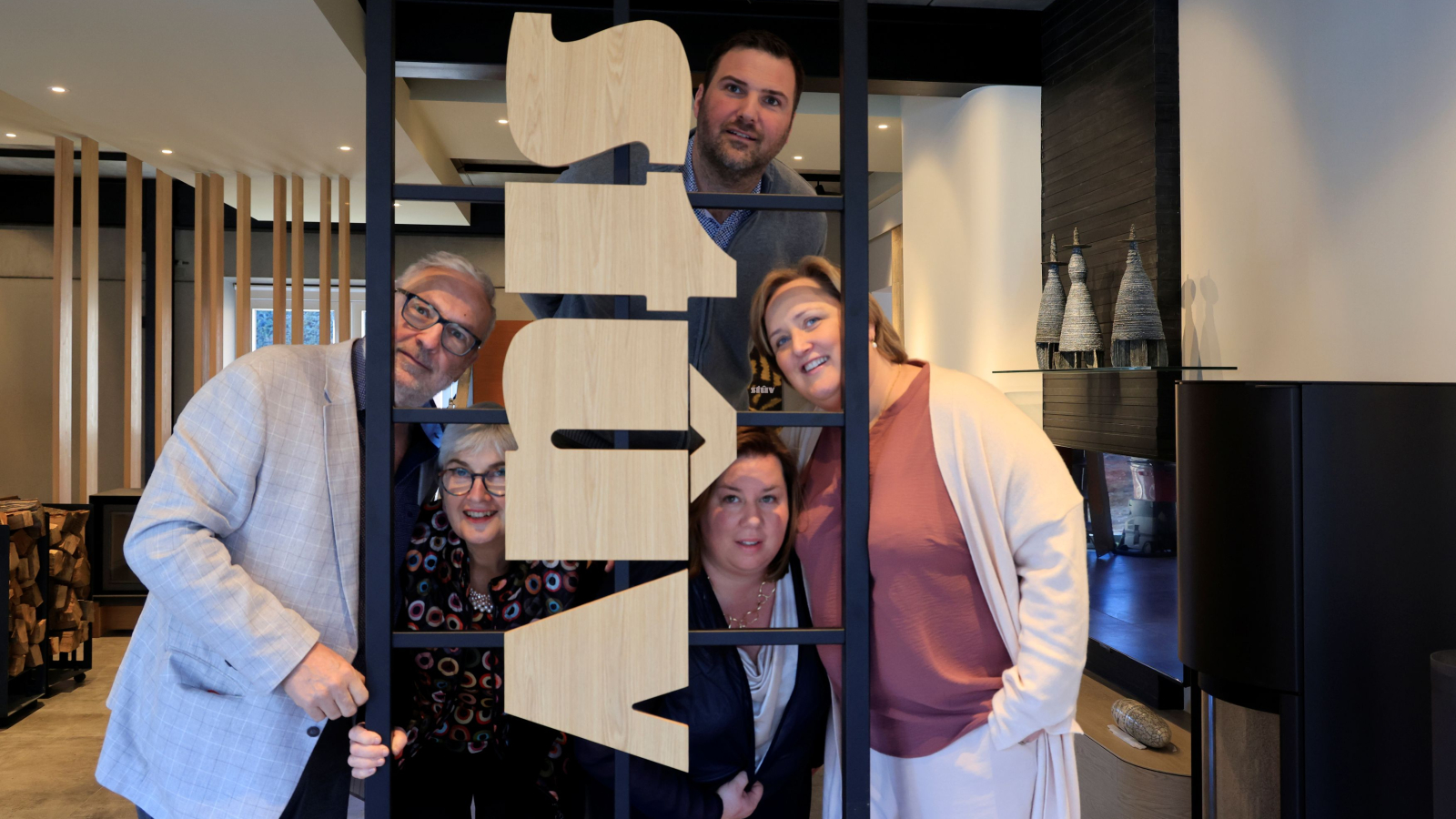 STUFF Stûv House – Koen Dewaele, Katelijn Dewaele, Sibbe Dewaele, Ilse Messiaen en Lobke Dewaele(1)