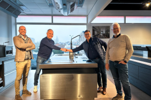 Bumaco Group neemt Mertens Faema over.