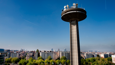 De VRT-toren.