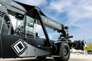 Zweedse Camblift-reachstackers