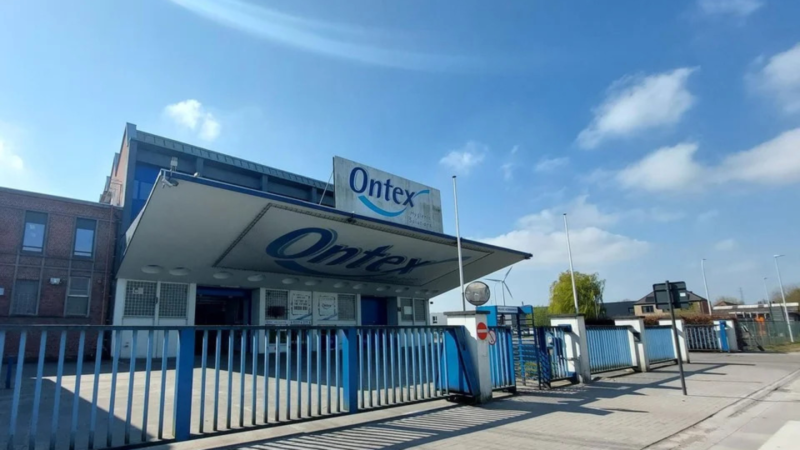Ontex zet fabriek in Eeklo in de etalage