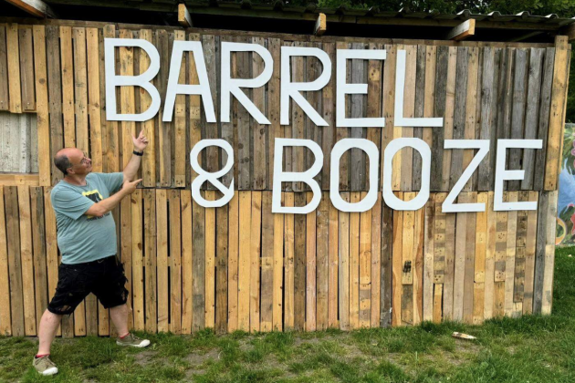 Barrel & Booze Retie