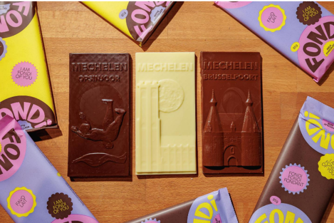 Chocolade met typische Mechelse symbolen van Fondi