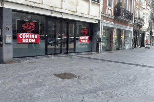 De bakkerij komt in het voormalige pand van de Spar