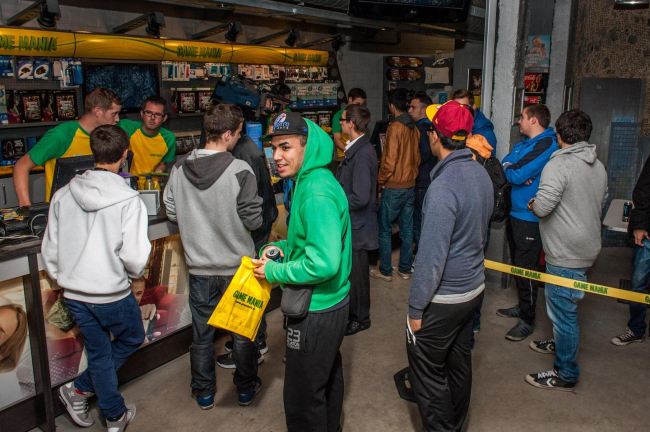Een beeld van de Game Mania-winkel in Merksem in september 2013