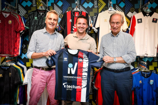 Errea Fabriek Parma
