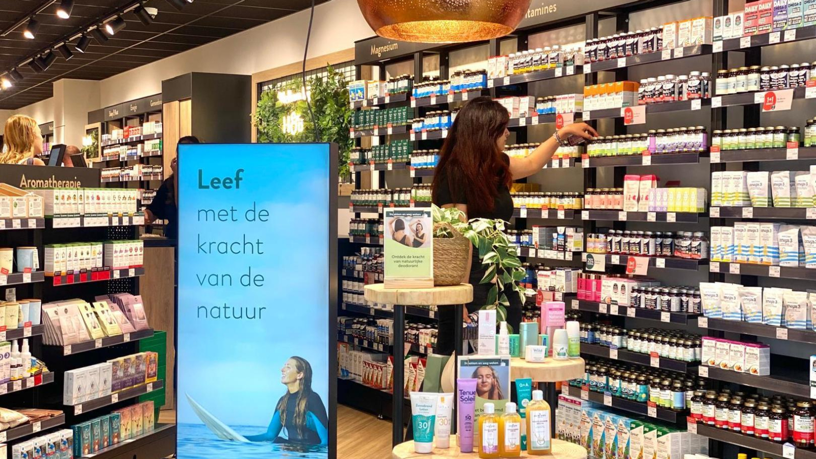 Holland and Barrett in de Veldstraat
