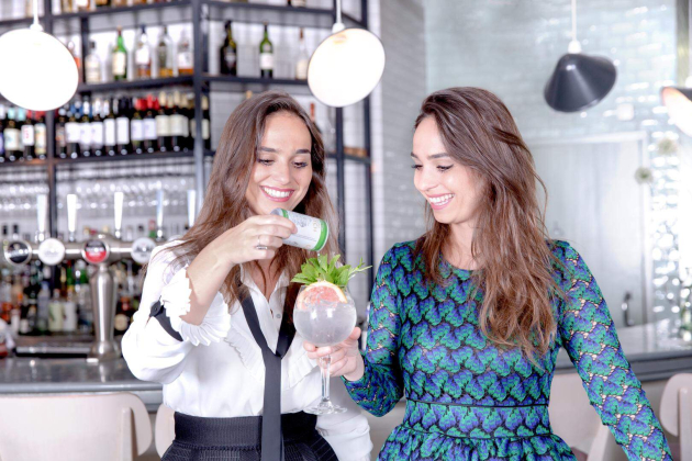 Joyce en Raissa