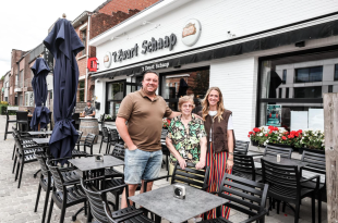 t zwart schaap Stabroek