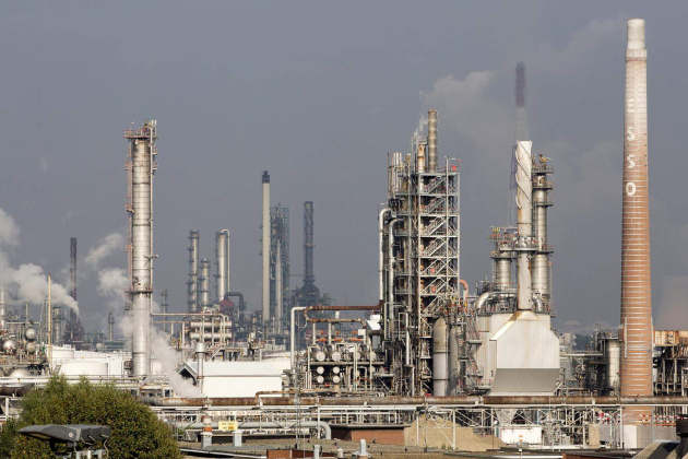 ExxonMobil bekijkt mogelijke verkoop van Belgische fabrieken