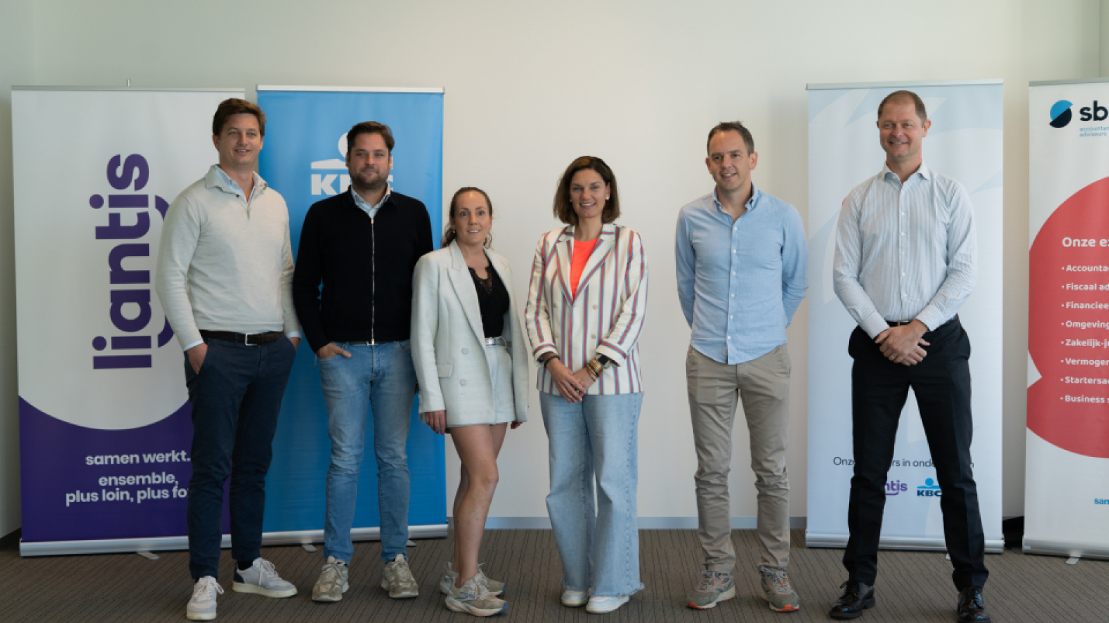 Finalisten Avond van de West-Vlaamse ondernemer Groepsfoto