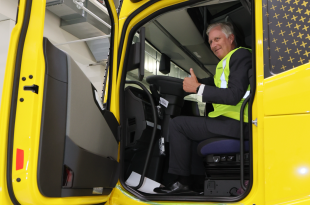 Koning bezoekt Volvo Trucks in Gent