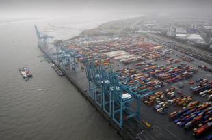 Steeds meer transporteurs leggen toeslag op door zware congestie rond Antwerpen