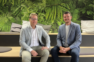 Yves Van Meirvenne, directeur Portilog en Robin Pauwels,