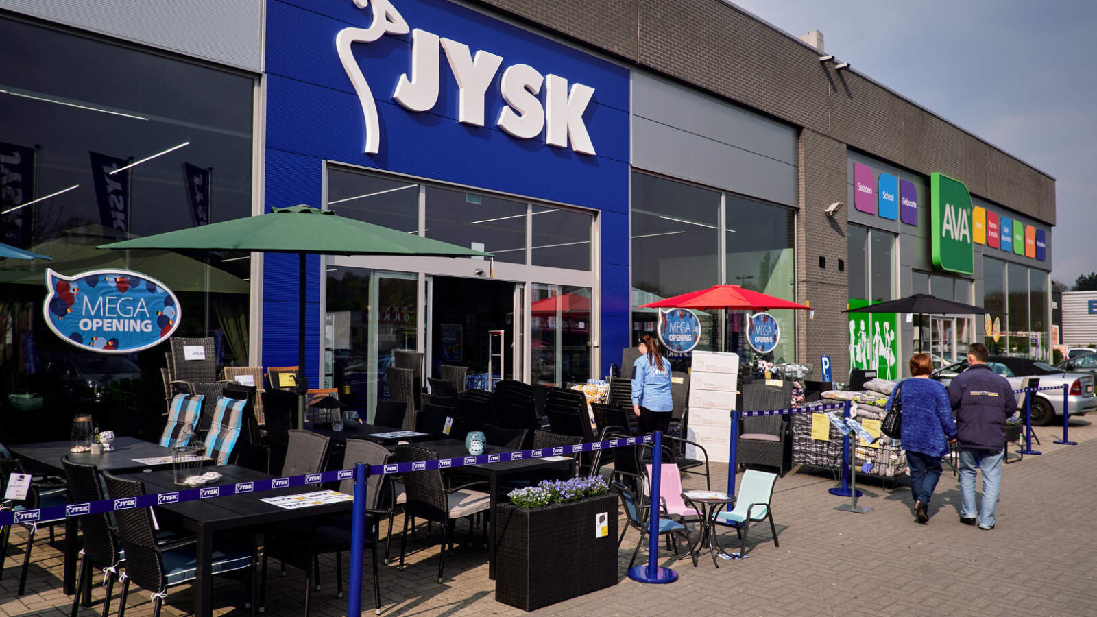 JYSK neemt negen winkels Leen Bakker over en opent zeven nieuwe winkels op Cora-sites