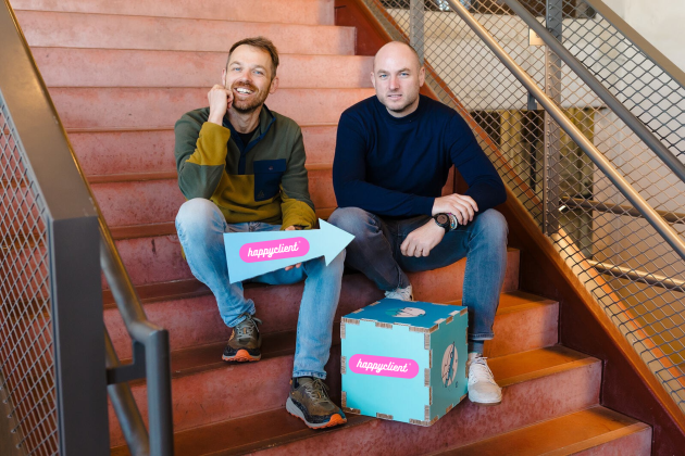 Jona Lorenzo Team Picture