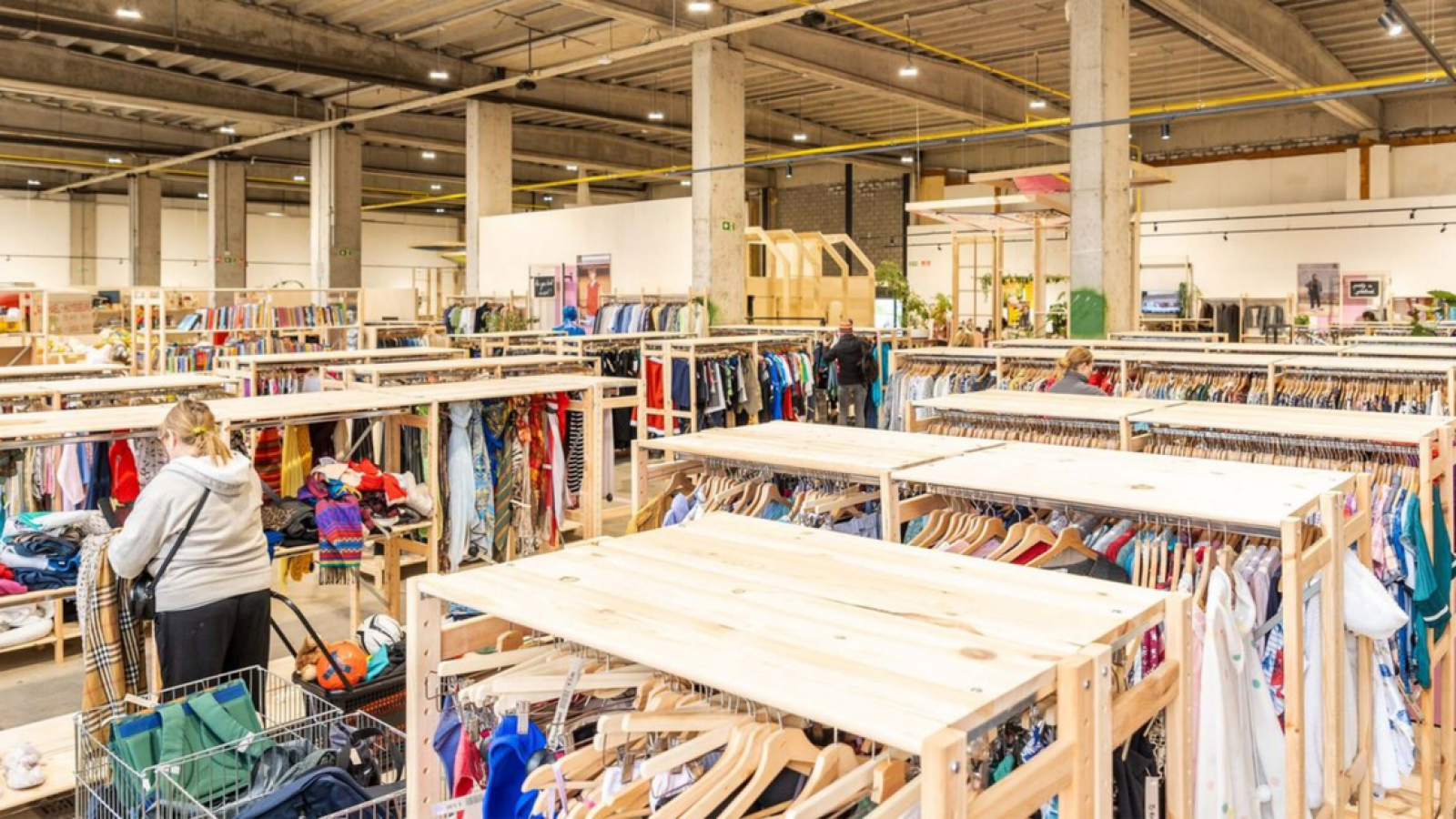 Kringwinkels stappen over op één digitaal platform dankzij samenwerking met Tilroy