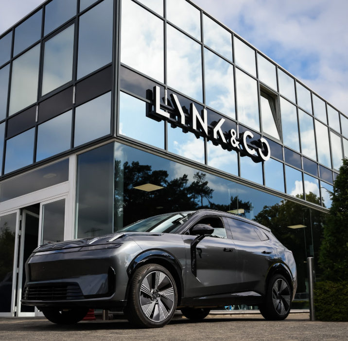 Groep Rutten opent Lynk & Co-garage in Herentals