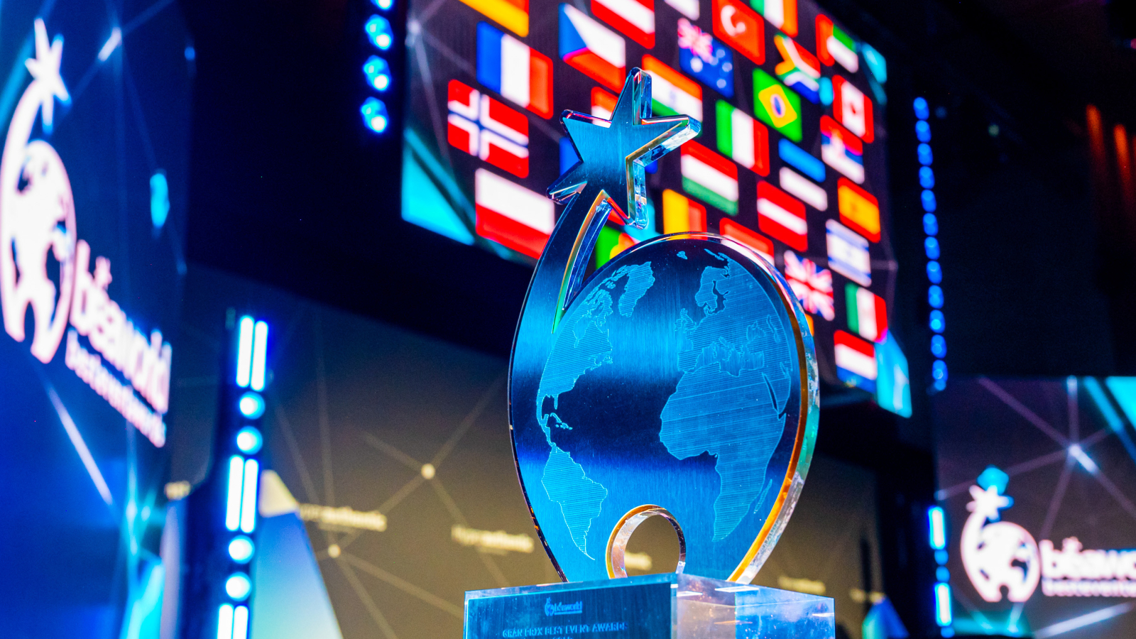 OVAL drie keer genomineerd voor internationaal BEA World Festival