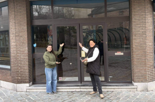 The Flying Coffee krijgt een tweede vestiging in Tienen. Jobstudente Elena (links) wordt de uitbaatster van de bar.