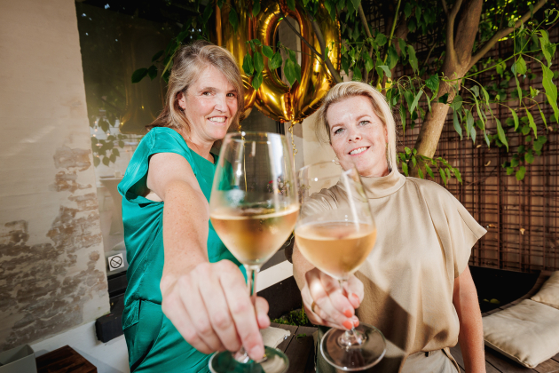 Mechelse wijnbar Unwined sluit feestjaar af met eindejaarsdegustatie: “Dit voelt voor ons niet als w