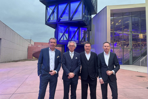 Het familiebedrijf werd opgericht in 1961 en wordt intussen geleid door de broers Renaat Harold Christophe en Emmanuel Van Parys_ (1)