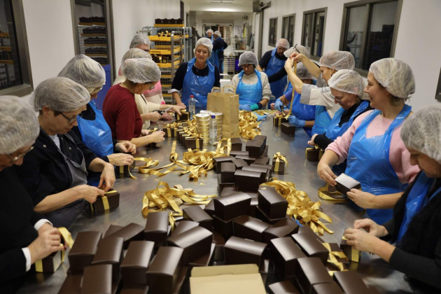 Rotary Turnhout schenkt 13.750 euro aan TEJO Kempen door verkoop pralines