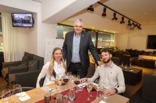 20251227 Mechelen/België        Job 1063171: Laureaten Made in Mechelen in businessclub KV Mechelen copyright Sarah Van den Elsken