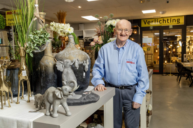 Frans Van de Ven en Rudi van Mega Meubel