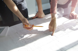 startende zelfstandige architecten krijgen beter loon vanaf maart