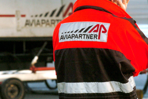 TRANSPORT-PLANES-AIR-ILLU-AVIAPARTNER-BRUCARGO-FREIGHT