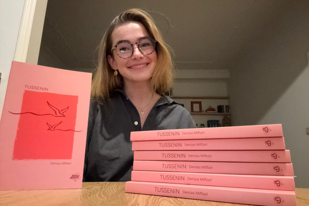 Deniza met bril (002)