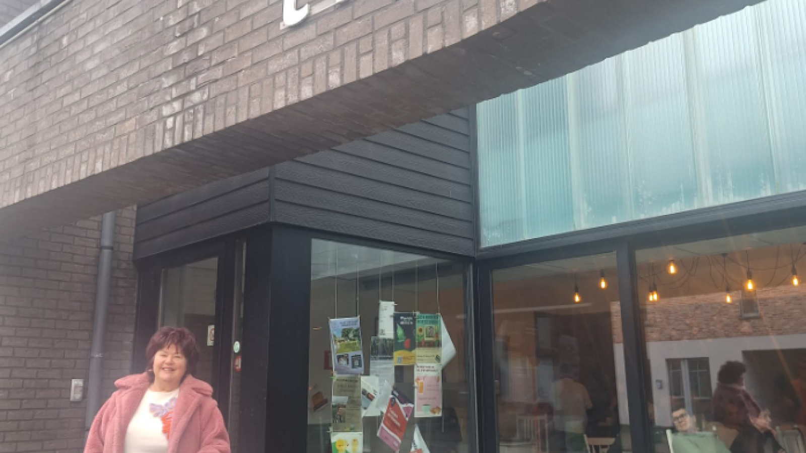 schepen van Senioren Gerda Broeckx aan het LDC. 