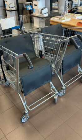 Inclusieve winkelkarren bij Albert Heijn Gierle