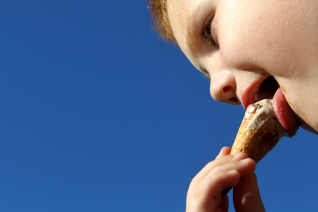 BELGIUM ILLUSTRATION HOT WEATHER