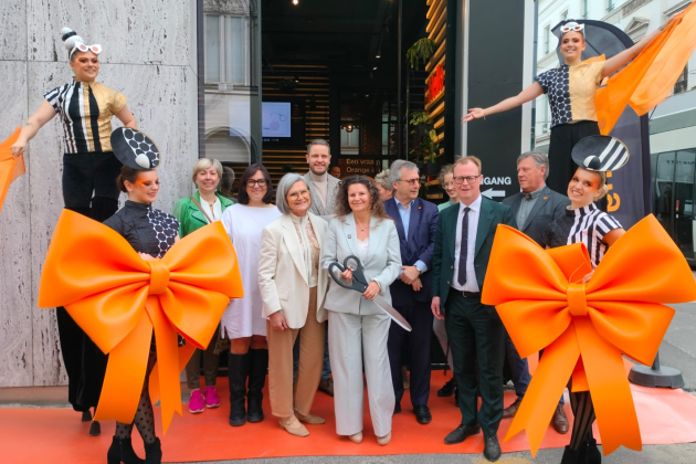 De nieuwe winkel is niet enkel een winkel, maar ook een plek waar mensen zullen leren omgaan met technologie