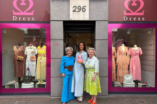 Eve (53), Yvonne (75) en Julie (27)